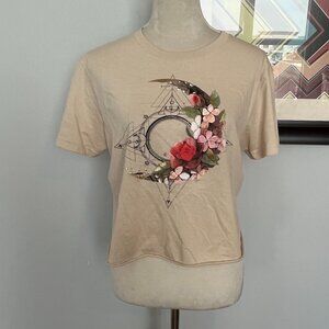 NWOT Social Culture Cropped Graphic T-Shirt S